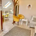 Appartement Lelle -kert 03 *
