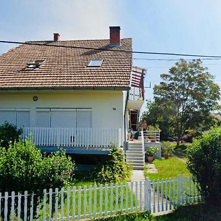 Apartment Lelle -kert 03 *